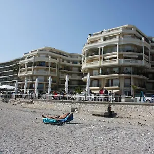 Апартаменты Sharon In Victoria Beach, Ментона
